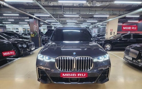 BMW X7, 2021 год, 7 650 787 рублей, 2 фотография