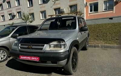 Chevrolet Niva I рестайлинг, 2003 год, 299 000 рублей, 1 фотография