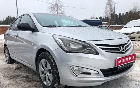 Hyundai Solaris II рестайлинг, 2014 год, 540 000 рублей, 3 фотография