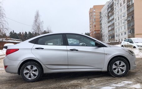 Hyundai Solaris II рестайлинг, 2014 год, 540 000 рублей, 4 фотография