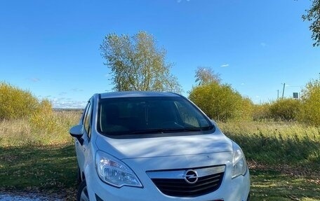 Opel Meriva, 2012 год, 820 000 рублей, 3 фотография