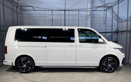 Volkswagen Caravelle T6 рестайлинг, 2020 год, 4 999 000 рублей, 4 фотография