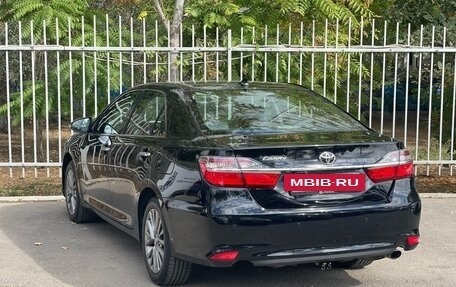 Toyota Camry, 2017 год, 2 600 000 рублей, 11 фотография