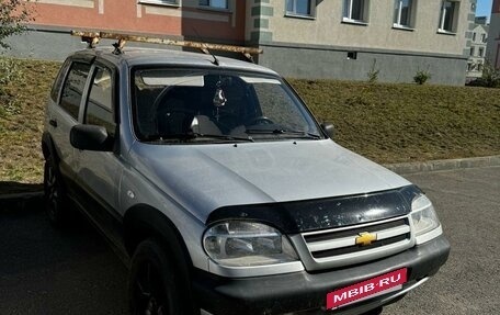 Chevrolet Niva I рестайлинг, 2003 год, 299 000 рублей, 8 фотография