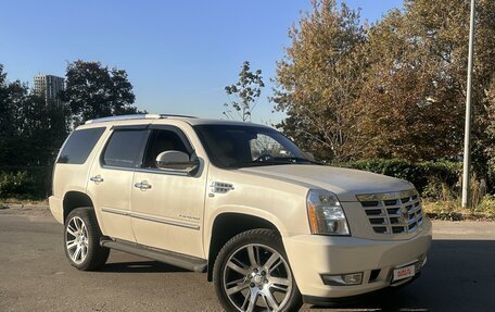 Cadillac Escalade III, 2013 год, 2 490 000 рублей, 4 фотография