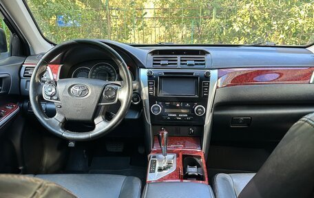 Toyota Camry, 2014 год, 2 390 000 рублей, 15 фотография