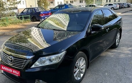 Toyota Camry, 2014 год, 2 390 000 рублей, 3 фотография