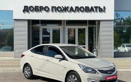 Hyundai Solaris II рестайлинг, 2015 год, 1 198 000 рублей, 1 фотография