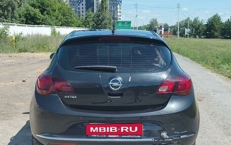 Opel Astra J, 2013 год, 750 000 рублей, 9 фотография