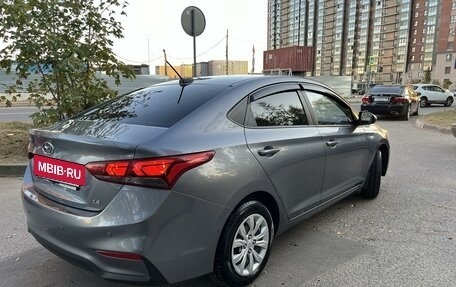 Hyundai Solaris II рестайлинг, 2019 год, 1 700 000 рублей, 3 фотография