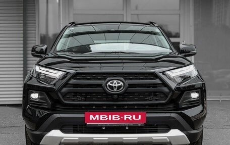 Toyota RAV4, 2024 год, 4 990 000 рублей, 2 фотография