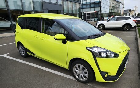 Toyota Sienta II, 2018 год, 1 640 000 рублей, 7 фотография