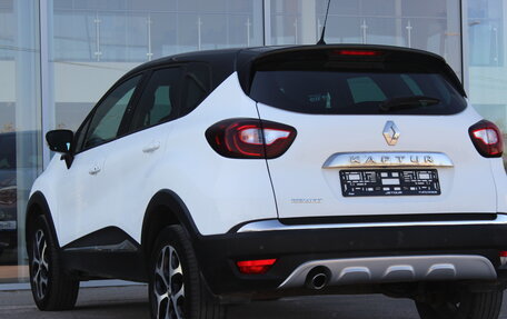 Renault Kaptur I рестайлинг, 2016 год, 1 600 000 рублей, 8 фотография