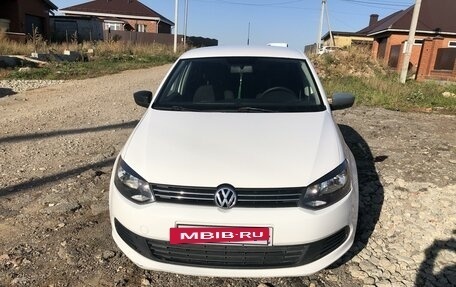 Volkswagen Polo VI (EU Market), 2011 год, 575 000 рублей, 3 фотография