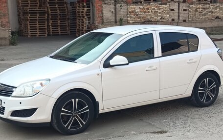 Opel Astra H, 2010 год, 700 000 рублей, 2 фотография