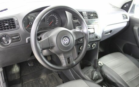 Volkswagen Polo VI (EU Market), 2011 год, 640 000 рублей, 12 фотография