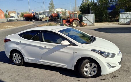 Hyundai Elantra V, 2015 год, 1 360 000 рублей, 11 фотография