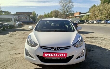 Hyundai Elantra V, 2015 год, 1 360 000 рублей, 2 фотография