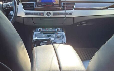 Audi A8, 2014 год, 2 200 000 рублей, 10 фотография