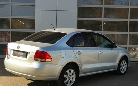 Volkswagen Polo VI (EU Market), 2013 год, 934 000 рублей, 2 фотография