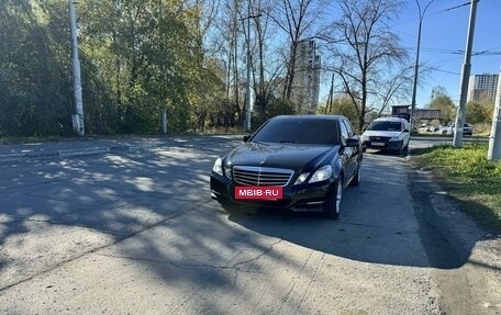 Mercedes-Benz E-Класс, 2010 год, 2 фотография