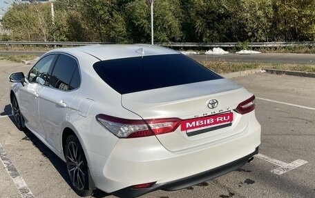 Toyota Camry, 2021 год, 3 490 000 рублей, 7 фотография