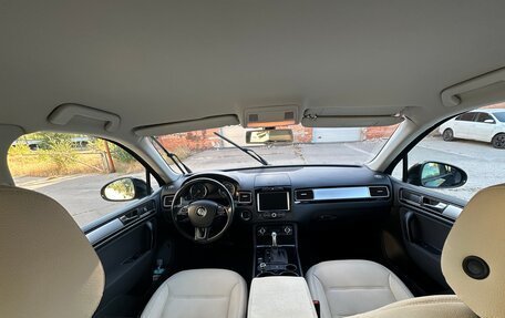 Volkswagen Touareg III, 2011 год, 2 150 000 рублей, 12 фотография