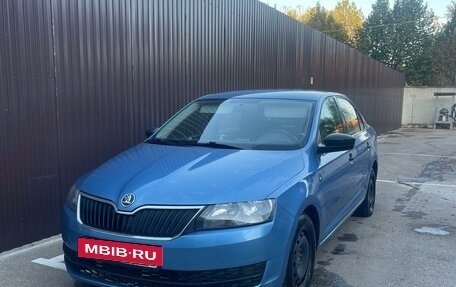 Skoda Rapid I, 2015 год, 840 000 рублей, 5 фотография