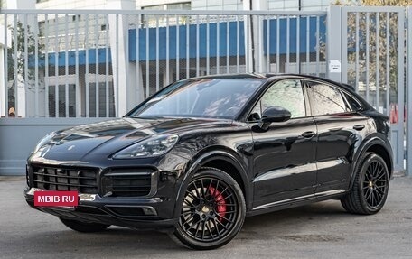 Porsche Cayenne III, 2022 год, 17 500 000 рублей, 2 фотография