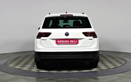 Volkswagen Tiguan II, 2019 год, 2 497 000 рублей, 6 фотография