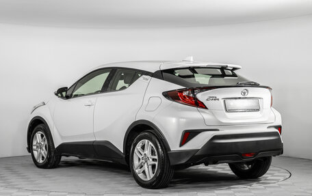 Toyota C-HR I рестайлинг, 2019 год, 2 780 000 рублей, 5 фотография