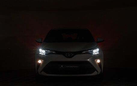 Toyota C-HR I рестайлинг, 2019 год, 2 780 000 рублей, 4 фотография