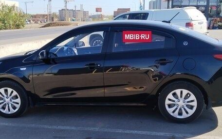 KIA Rio IV, 2018 год, 1 200 000 рублей, 4 фотография