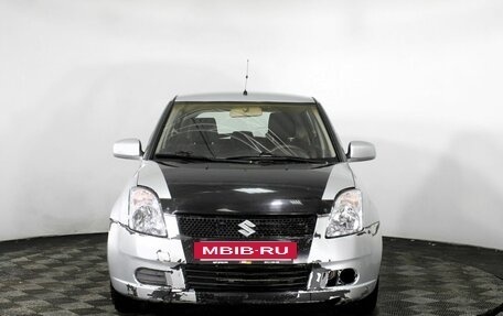 Suzuki Swift III, 2005 год, 380 000 рублей, 2 фотография