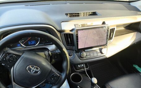 Toyota RAV4, 2013 год, 2 100 000 рублей, 2 фотография