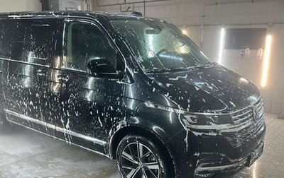 Volkswagen Multivan T6 рестайлинг, 2021 год, 8 495 000 рублей, 1 фотография