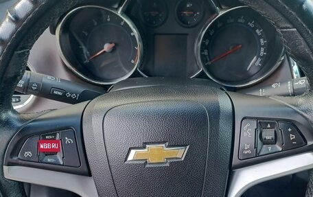 Chevrolet Cruze II, 2014 год, 950 000 рублей, 4 фотография