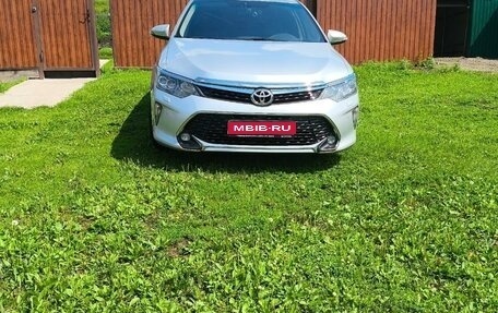 Toyota Camry, 2017 год, 2 850 000 рублей, 1 фотография