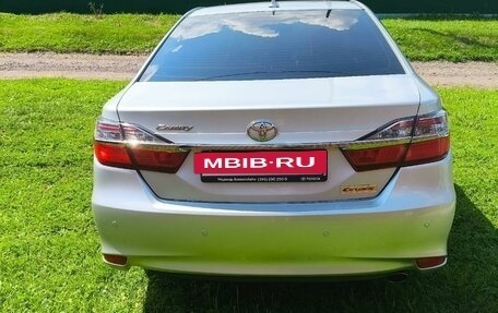 Toyota Camry, 2017 год, 2 850 000 рублей, 2 фотография