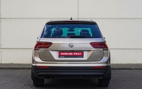 Volkswagen Tiguan II, 2019 год, 2 945 000 рублей, 4 фотография