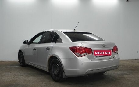 Chevrolet Cruze II, 2009 год, 590 000 рублей, 6 фотография