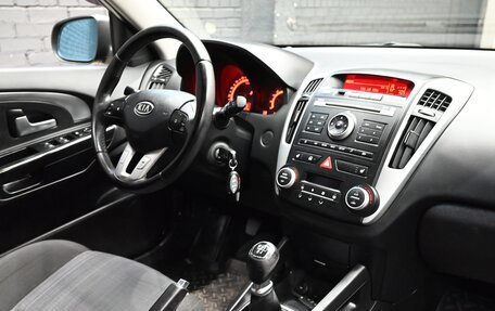 KIA cee'd I рестайлинг, 2010 год, 775 000 рублей, 12 фотография