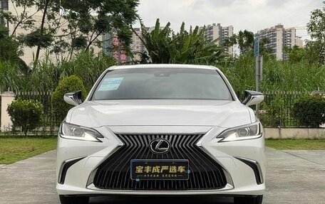 Lexus ES VII, 2021 год, 3 900 000 рублей, 2 фотография