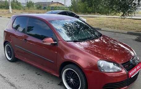 Volkswagen Golf V, 2004 год, 680 000 рублей, 3 фотография