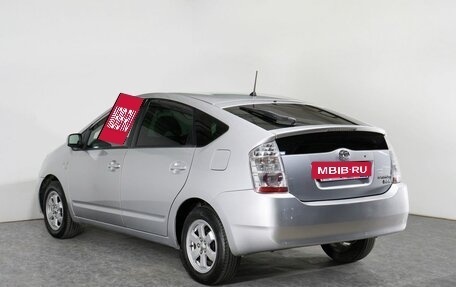 Toyota Prius, 2008 год, 945 000 рублей, 4 фотография