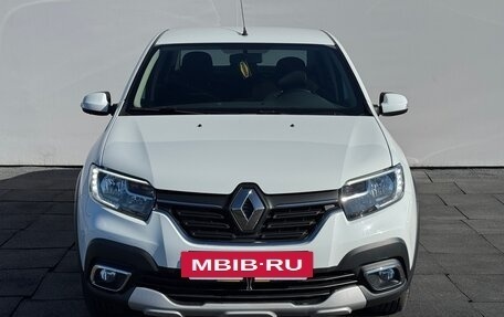 Renault Logan II, 2019 год, 1 315 000 рублей, 2 фотография