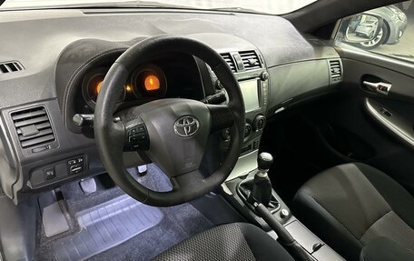 Toyota Corolla, 2011 год, 988 000 рублей, 17 фотография