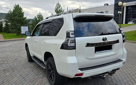 Toyota Land Cruiser Prado 150 рестайлинг 2, 2021 год, 6 800 000 рублей, 9 фотография