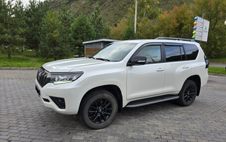 Toyota Land Cruiser Prado 150 рестайлинг 2, 2021 год, 6 800 000 рублей, 19 фотография