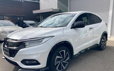 Honda Vezel, 2021 год, 1 799 555 рублей, 3 фотография